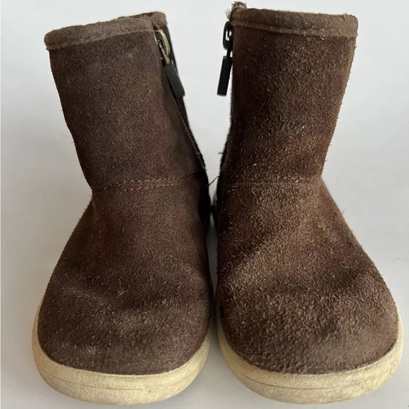 Uggs Girls Ugg Boots Size 7 Leather Suede Wool Winter Footwear Zip Closure Brown - Picture 4 of 8